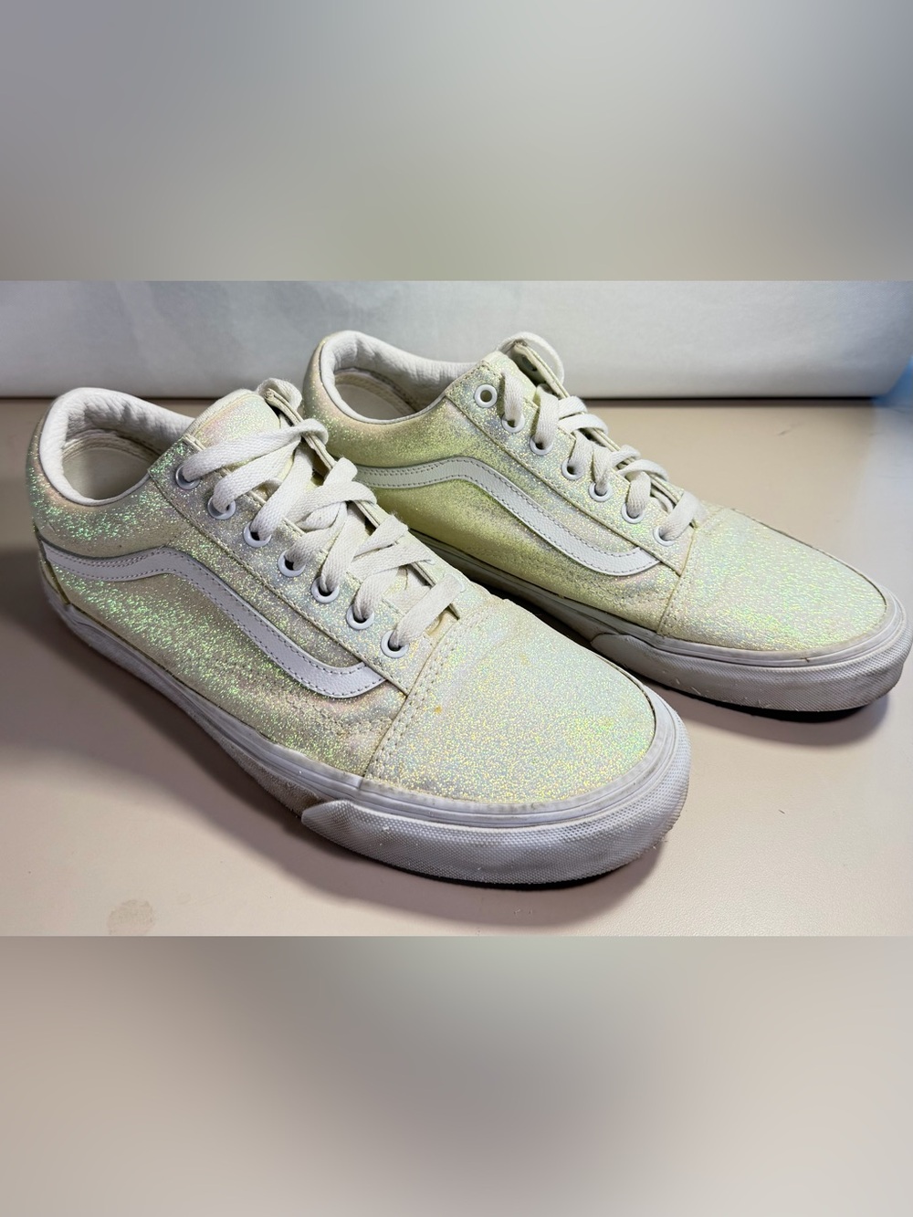 Vans Old Skool UV Glitter Unisex Men’s 10.5, Woman’s 12